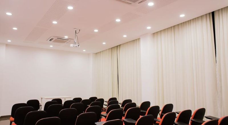 Tryp By Wyndham Varginha Cafe Royal المظهر الخارجي الصورة
